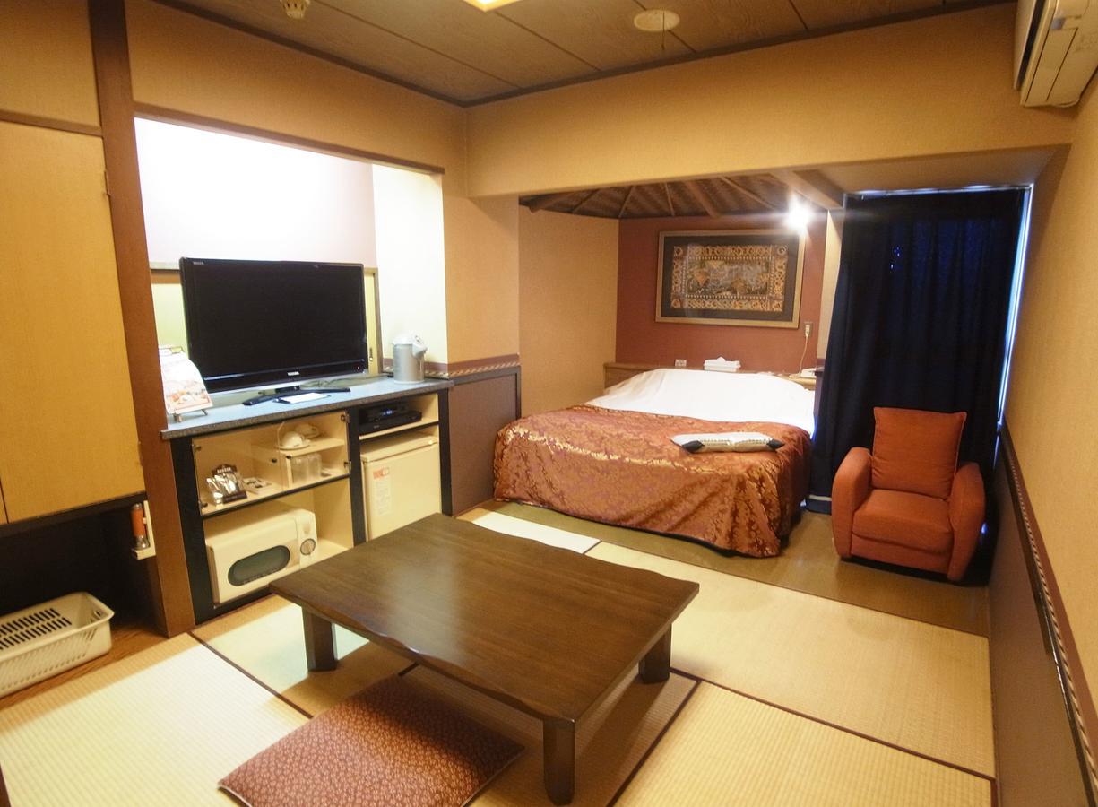 Hotel Mju-Adult Only Tokyo Exterior photo